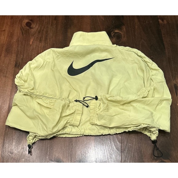 Nike Women's Cropped Ripstop Windbreaker Jacket Light Green Size XL Athleisure - Picture 5 of 7
